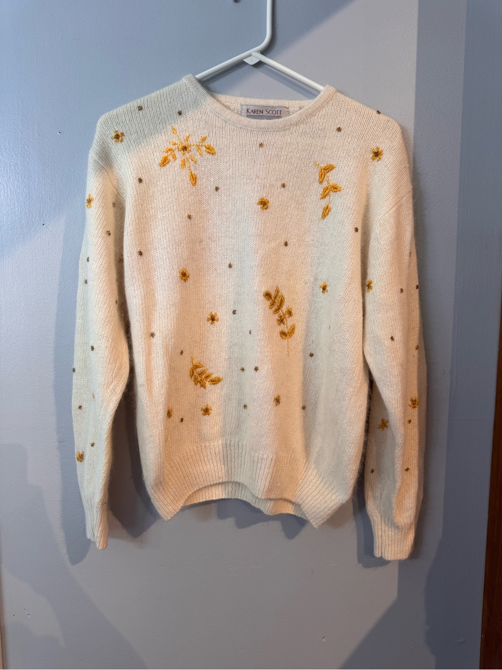 Vintage 90s Karen Scott Silk Angora Blend Sweater Womens M Cream Gold Embroidery